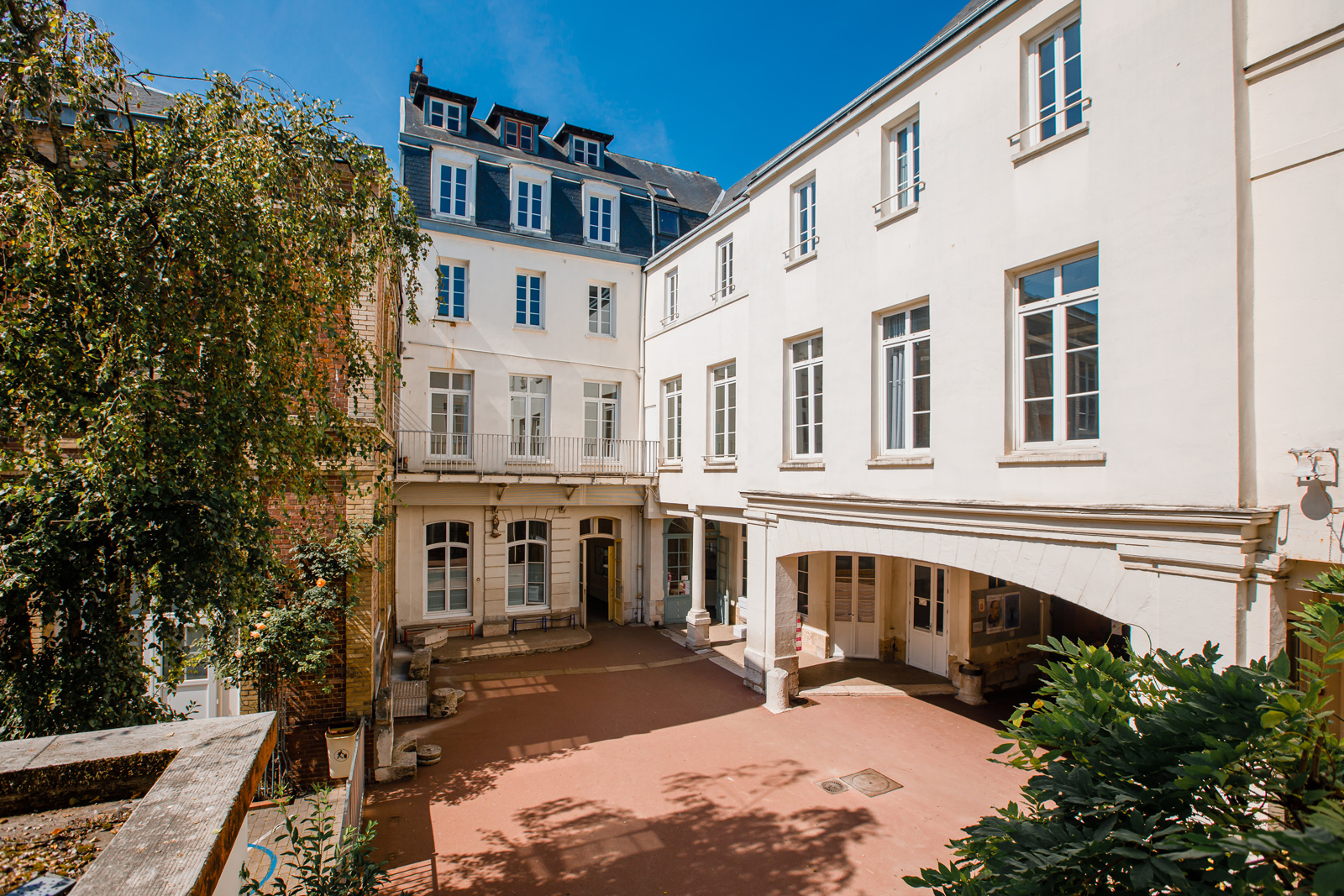 saintemarie herobanner3